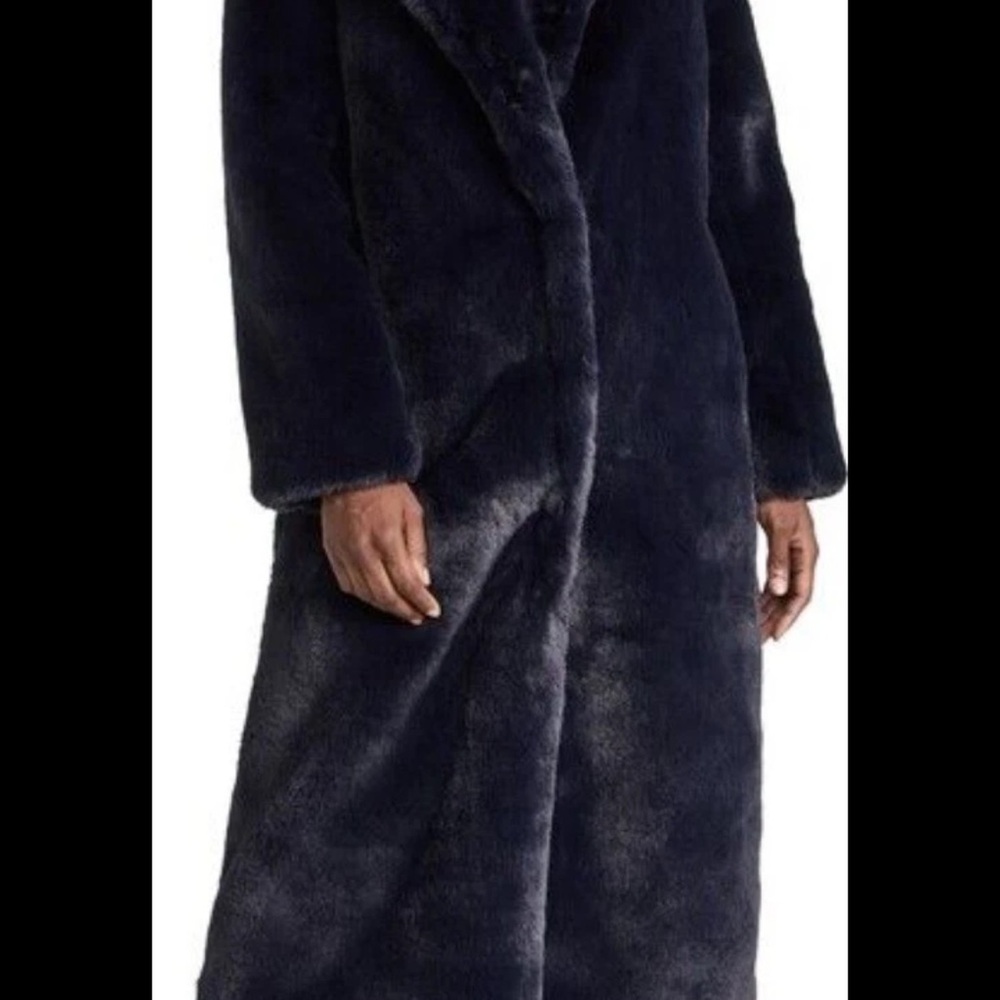 L'AGENCE LIZBETH Ink Blue/Black Teddy Coat Brand New without Tags - Picture 8 of 10